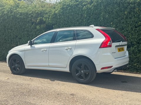 Volvo XC60 (Sold) 2.0 D4 R-Design Nav SUV 5dr Diesel Auto Euro 6 (s/s) (190 ps) 30