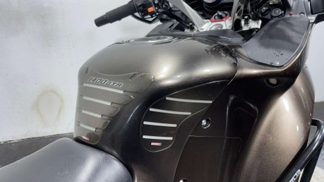 Kawasaki GTR 1400 2011 ONLY 12K FULL LUGGAGE VERY CLEAN 1400CC TOURER BIKE 9