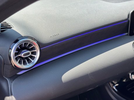 Mercedes-Benz A Class 1.3 A200 AMG Line (Premium Plus) Hatchback 5dr Petrol 7G-DCT Euro 6 15