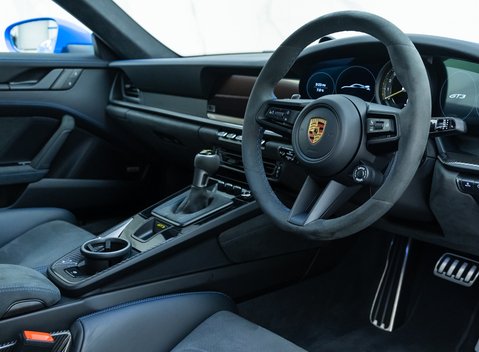 Porsche 911 GT3 (992) 10