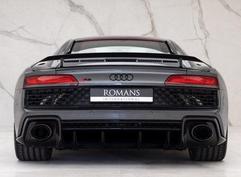 Audi R8 V10 Performance Carbon Black 7