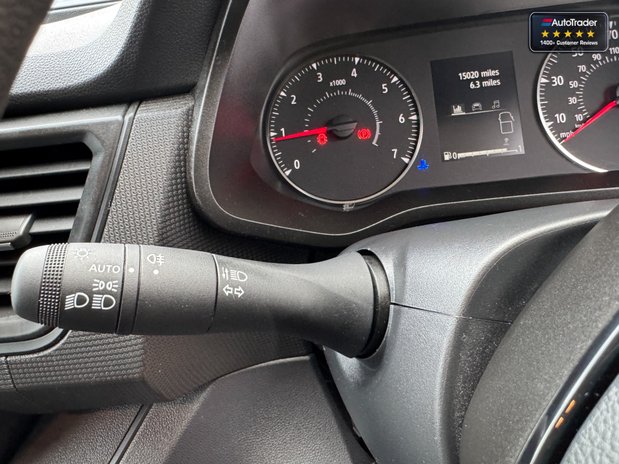 Renault Trafic LWB L2H1 Low Roof Advance LL30 Air Con Sensors EURO 6 29