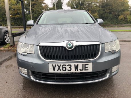 Skoda Superb ELEGANCE 2.0TDI 5dr CR DSG 4X4 Automatic 31