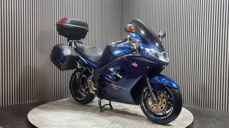 Triumph Sprint 2010 50K NEW MOT FULL LUGGAGE TOURER 1050CC COMMUTER 2