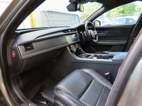 Jaguar XF 3.0 XF V6 S D Auto 4dr 11