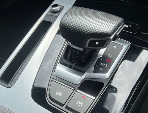 Audi Q5 2.0 Q5 S Line 40 TDI MHEV Quattro Semi-Auto 4WD 5dr 38