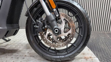 Harley-Davidson Street ROD 750 XG 2018 ONLY 6K NEW MOT A2 750CC CRUISER 15