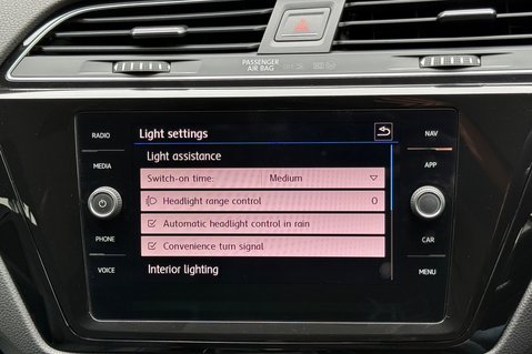 Volkswagen Touran SEL TSI DSG AUTOMATIC - 7 SEATS - ADAPTIVE CRUISE -DEMO +1 OWNER -FVWSH 51