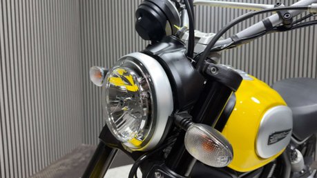 Ducati Scrambler 800 ICON 2016 ONLY 9K LEO VINCE EXHAUST LONG MOT 803CC 39
