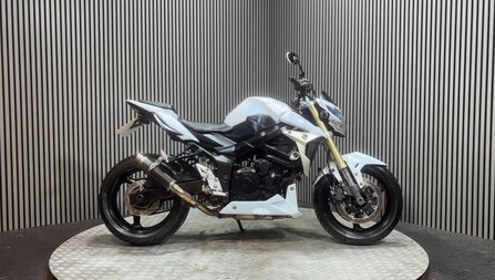 Suzuki GSR750 2011 ONLY 24K SPORTS EXHAUST LONG MOT NAKED BIKE