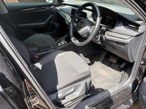 Skoda Octavia SE FIRST EDITION TSI DSG 13