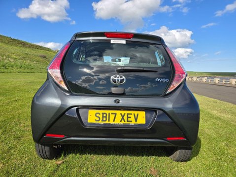 Toyota Aygo 1.0 VVT-i x-play Euro 6 5dr 10