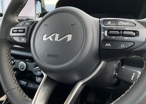 Kia Picanto 1.0 62bhp '2' 25