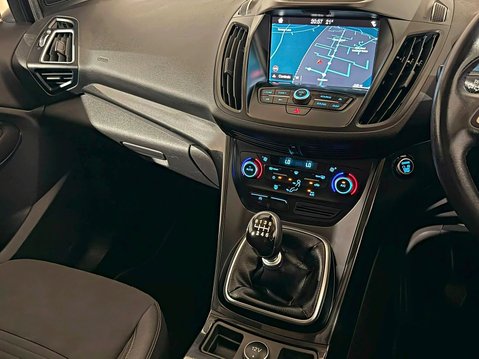 Ford Kuga TITANIUM TDCI 14