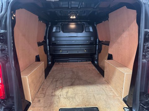 Vauxhall Vivaro 1.5 Vivaro F2700 Professional S/S 24