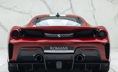 Ferrari 488 Pista 8