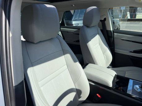 Land Rover Range Rover Evoque 2.0 D200 MHEV SE SUV 5dr Diesel Auto 4WD Euro 6 (s/s) (204 ps) 24