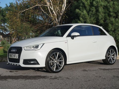 Audi A1 1.4 TFSI CoD Black Edition S Tronic Euro 6 (s/s) 3dr (Nav) 10