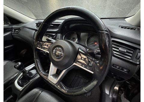 Nissan X-Trail 1.7 dCi Tekna SUV 5dr Diesel Manual Euro 6 (s/s) (150 ps) 35