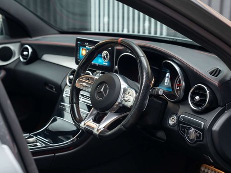 Mercedes-Benz C Class 3.0 C43 V6 AMG (Premium) Saloon 4dr Petrol G-Tronic+ 4MATIC Euro 6 (s/s) (3 7