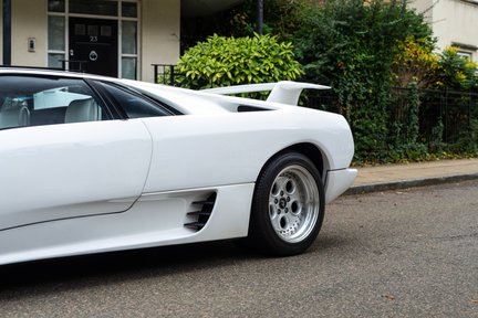 Lamborghini Diablo 12