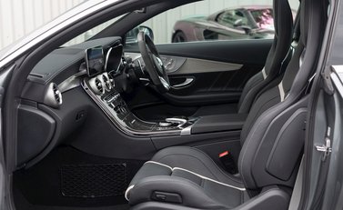 Mercedes-Benz C63 C63 S Premium Plus 16