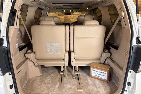 Toyota Vellfire V6 L Edition 55