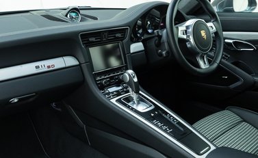 Porsche 911 50th Anniversary Edition (991) 16