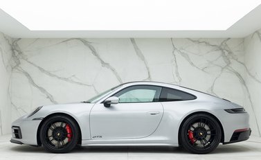 Porsche 911 (992) Carrera 4 GTS 2