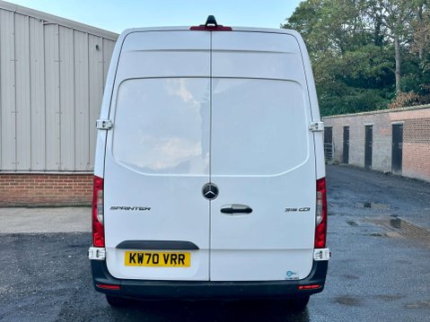 Mercedes-Benz Sprinter 2.0 315 CDI Progressive RWD L2 H2 Euro 6 (s/s) 5dr 6