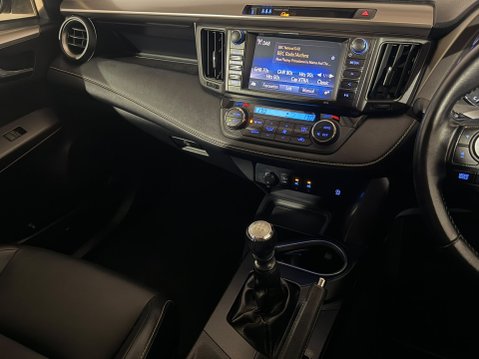 Toyota Rav 4 D-4D EXCEL 14