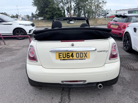 Mini Convertible COOPER D 6
