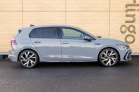 Volkswagen Golf R-LINE TSI 9