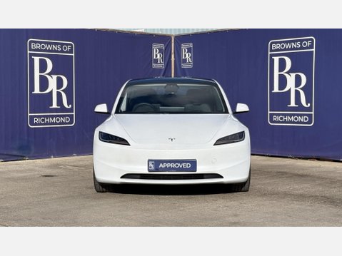 Tesla Model 3 Saloon 4dr Electric Auto RWD (208 ps) 10