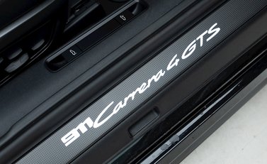 Porsche 911 (992) Carrera 4 GTS 20