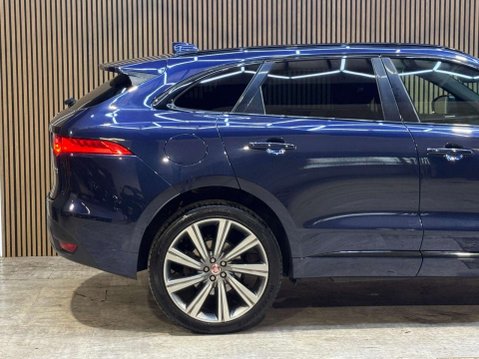 Jaguar F-Pace 2.0 F-Pace R-Sport AWD D Auto 4WD 5dr 39