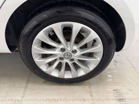 Vauxhall Corsa 1.2 Corsa SE 5dr 8