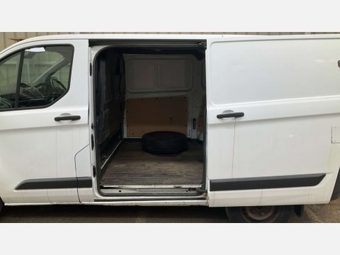 Ford Transit Custom 2.2 TDCi 290 Trend Panel Van 5dr Diesel Manual L1 H1 (186 g/km, 123 bhp) 12