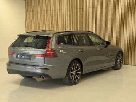 Volvo V60 2.0 V60 Momentum B4 MHEV Auto 5dr 24