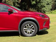 Lexus NX 300H LUXURY 11