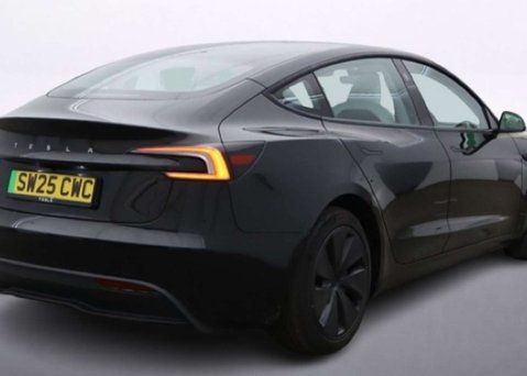 Tesla Model 3 Saloon 4dr Electric Auto RWD (208 ps) 9