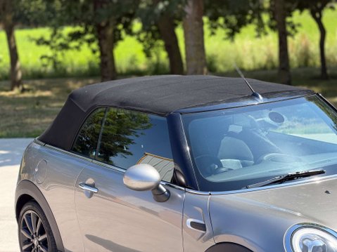 Mini Convertible 1.5 Cooper 2dr 39