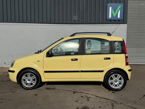 Fiat Panda 1.2 Eleganza Hatchback 5dr Petrol Dualogic (127 g/km, 60 bhp) 5