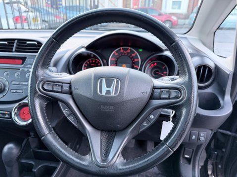 Honda Jazz 1.4 i-VTEC EX CVT Euro 5 5dr 12
