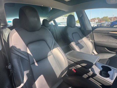 Tesla Model 3 (Dual Motor) Long Range Saloon 4dr Electric Auto 4WDE (346 ps) 10