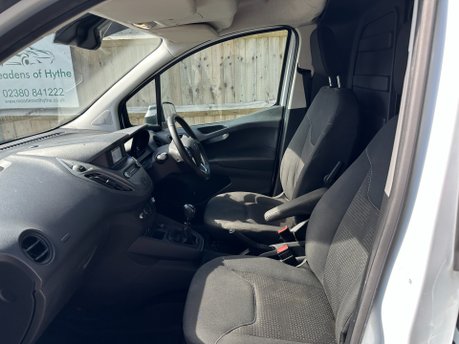 Ford Transit Courier TREND 1.5 TDCI 5dr 13