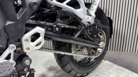 Benelli TRK 502 X 2022 ONLY 10K SIDE BOXES CAR PLAY A2 READY NEW MOT 500CC 15