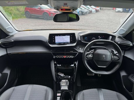 Peugeot 208 1.2 208 Allure Premium + PureTech S/S Auto 5dr 15