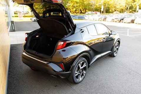 Toyota C-HR DESIGN 31