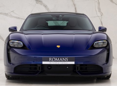 Porsche Taycan TURBO 4